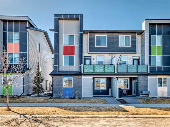 241 E Redstone St NE, Calgary, AB T3N 0K1