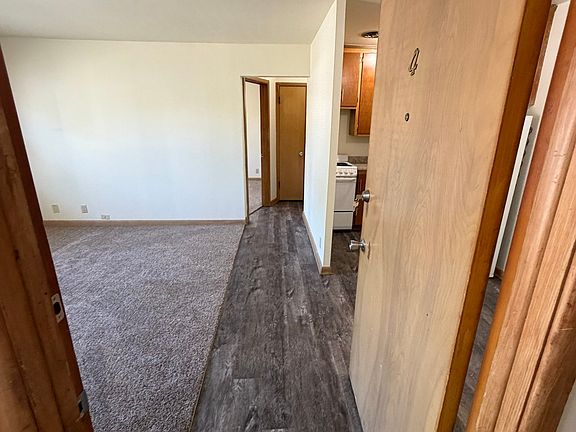 2nd image of 4944 W Forest Home Ave APT 4