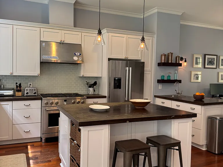100 Floral Dr — Photo 13