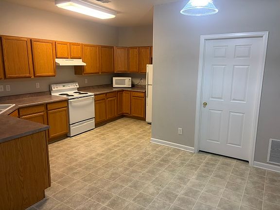 2nd image of 5151 W 29th St #1004