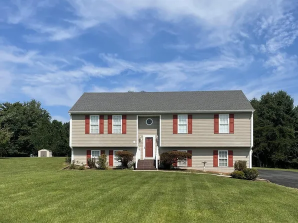 1025 Nickolas Berten Way, Lynchburg, VA 24502