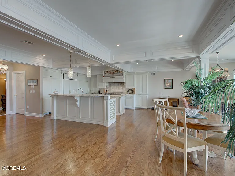 1007 Ocean Ave — Photo 21