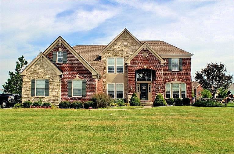 1st image of 804 Ascot Dr