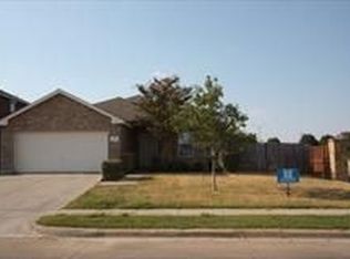 4421 Chris Dr, Fort Worth, TX 76244