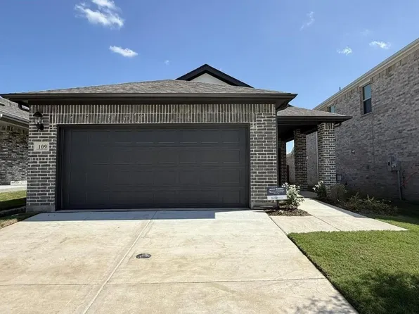 109 Greenbriar Dr, McKinney, TX 75071