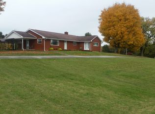 974 Valley Home Rd, Dandridge, TN 37725