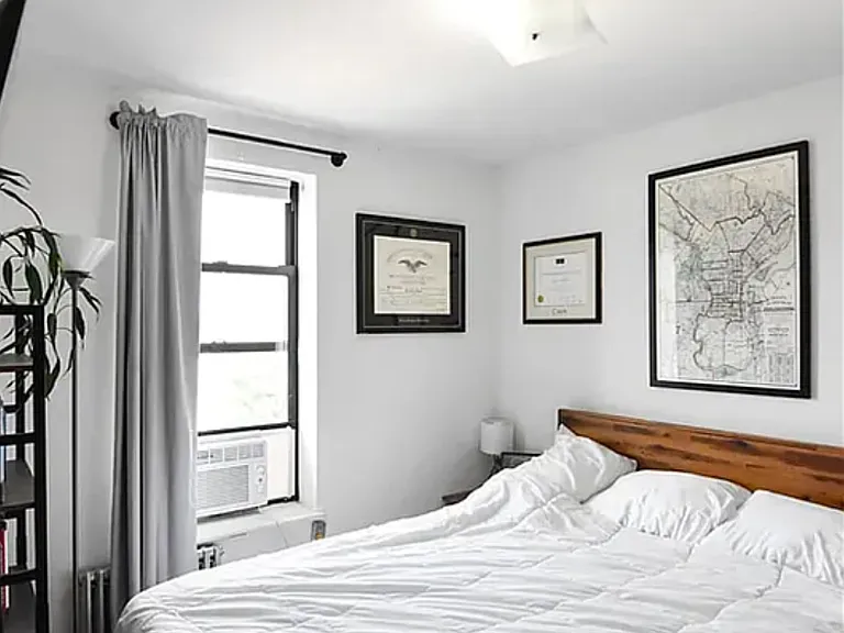 166 N 7th St #4 — Photo 5