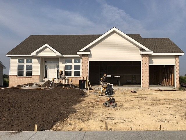 1st image of 4636 Pagoda Dr