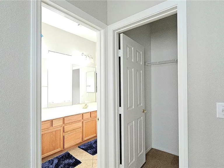 266 Echo Dell Ct — Photo 22