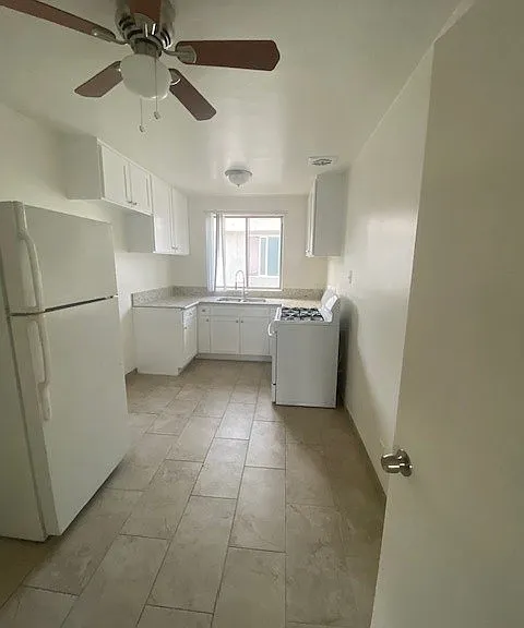 4014 Stevely Ave. — Photo 23