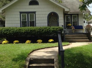 2009 Berkley Pl, South Bend, IN 46616
