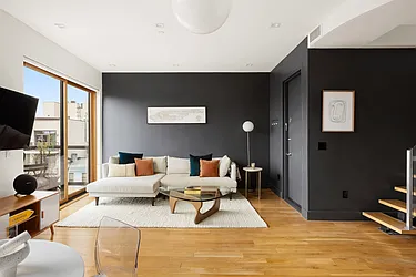 3 Ridgewood Place