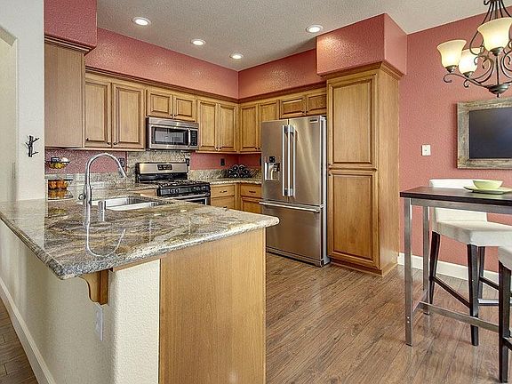 4th image of 1667 Palatia Dr