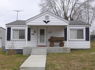 5979 Redmon Rd, Farmington, MO 63640