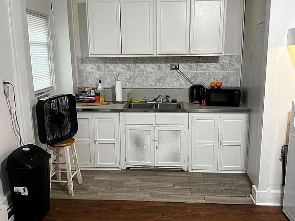 5th image of 4 Cuyler Street