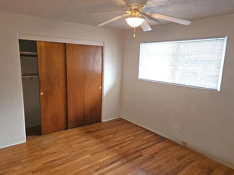 1627 S Martha St — Photo 6