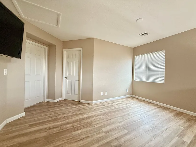 9070 Vintage Wine Ave — Photo 18