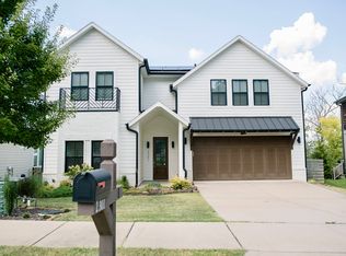 2301 N Marks Mill Ln, Fayetteville, AR 72703