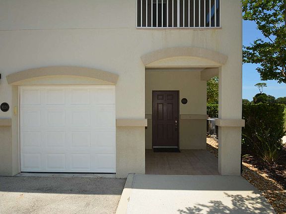 2nd image of 190 Riverview Bnd S Unit 1024