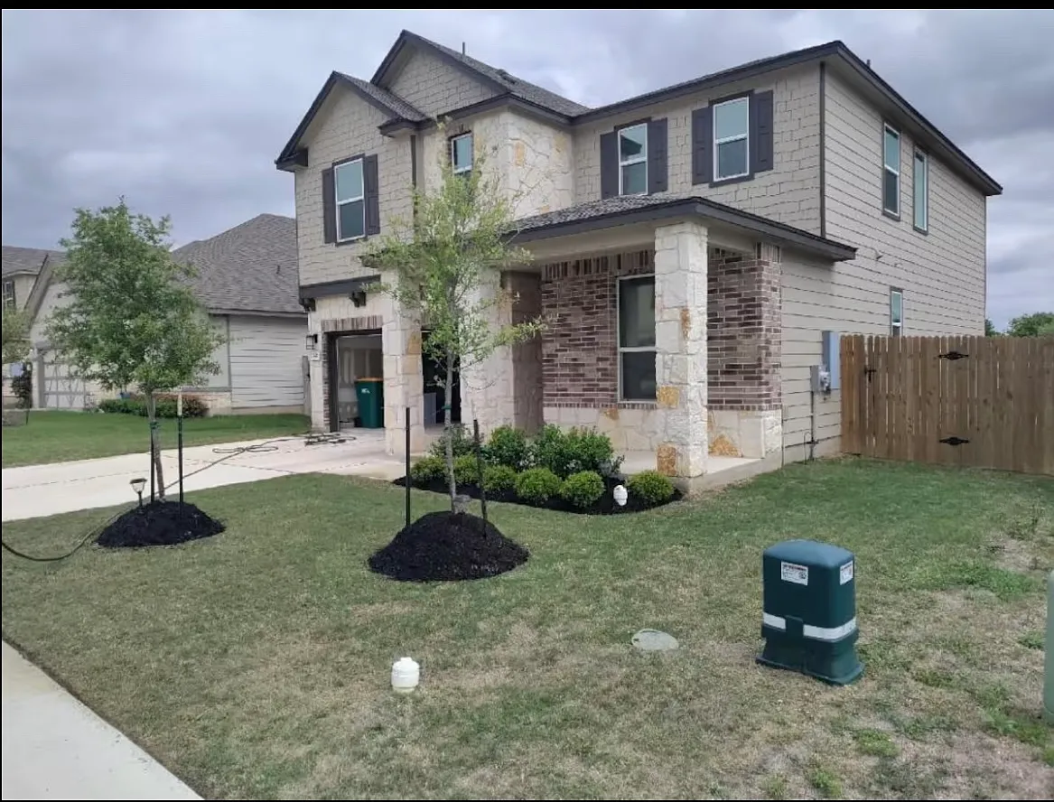 4 bed, 2.5 bath, 2435 sqft, $3,000 — Photo 1