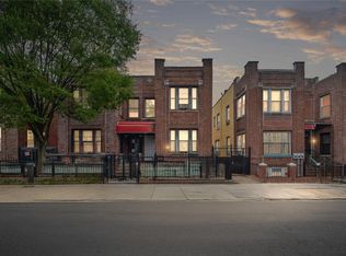 3720 Warren St, Flushing, NY 11372