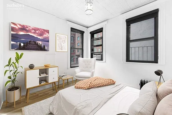 Rented by Sotheby's International Realty | media 8