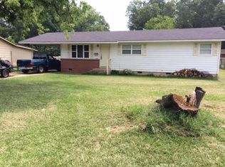 608 Brown St, Clarksville, AR 72830