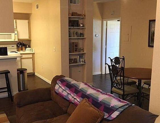 3rd image of 6481 Aragon Way APT 203