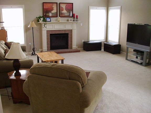 Great Room with 4' Bump Out