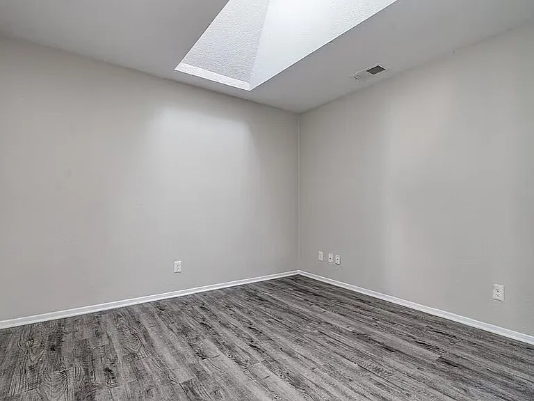 C2 - 2BD, 2BA - 1350SF - Den