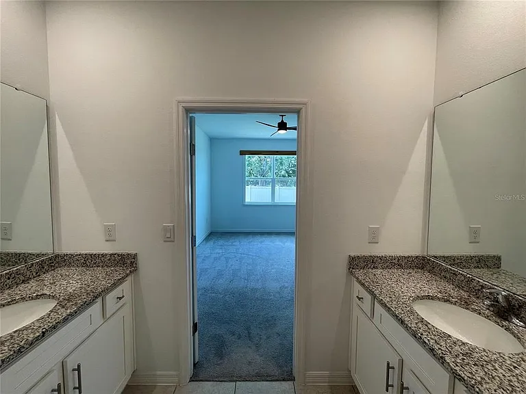 689 Crown Rose Dr — Photo 39