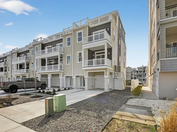 418-420 E Farragut Rd #J, Wildwood Crest, NJ 08260