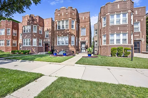 7324 S Maplewood Ave #1 Photo 1