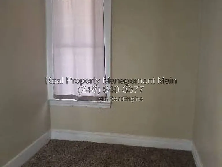 644 E Ferry St #2E — Photo 11