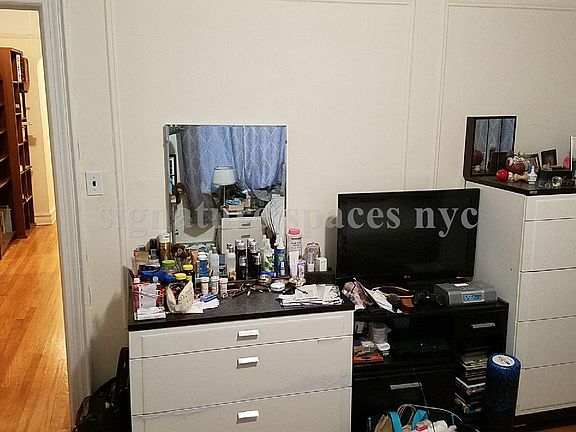 4th image of 2835 41st St APT B1
