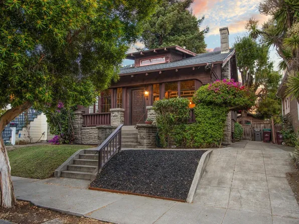 5924 Ayala Avenue, Oakland, CA 94609