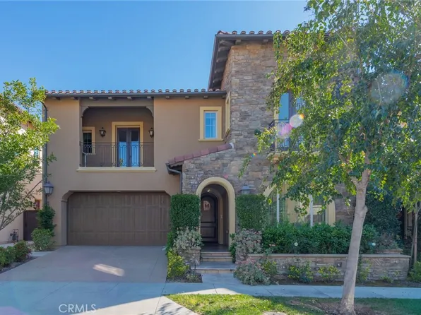 16 Spanish Moss, Irvine, CA 92602