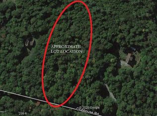 9 Clubhouse Rd, Tolland, MA 01034