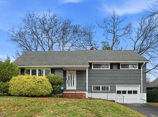 15 Carol Pl, Bloomfield Twp., NJ 07003