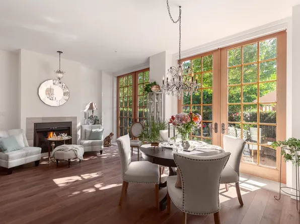 1527 Atlas Ln, Vancouver, BC V6P 0C9