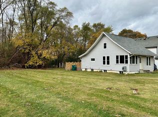 9145 Main St, Whitmore Lake, MI 48189