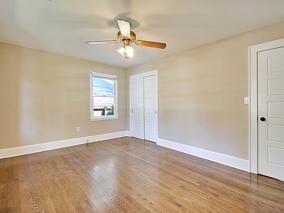 5th image of 5090 Chateau Ave