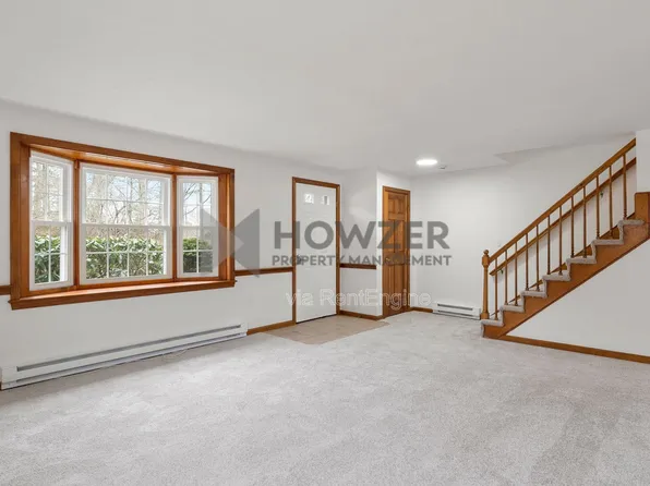21 Pleasant Park, Millis, MA