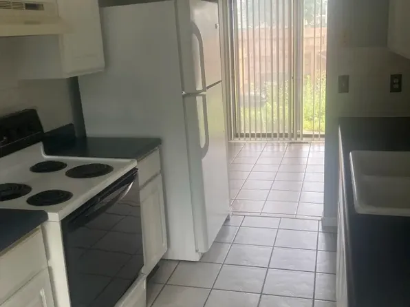 510 Halifax Cir, Cincinnati, OH 45244