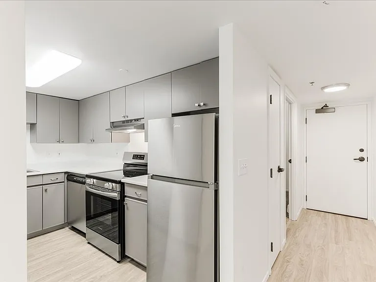 West Park Place — Photo 18