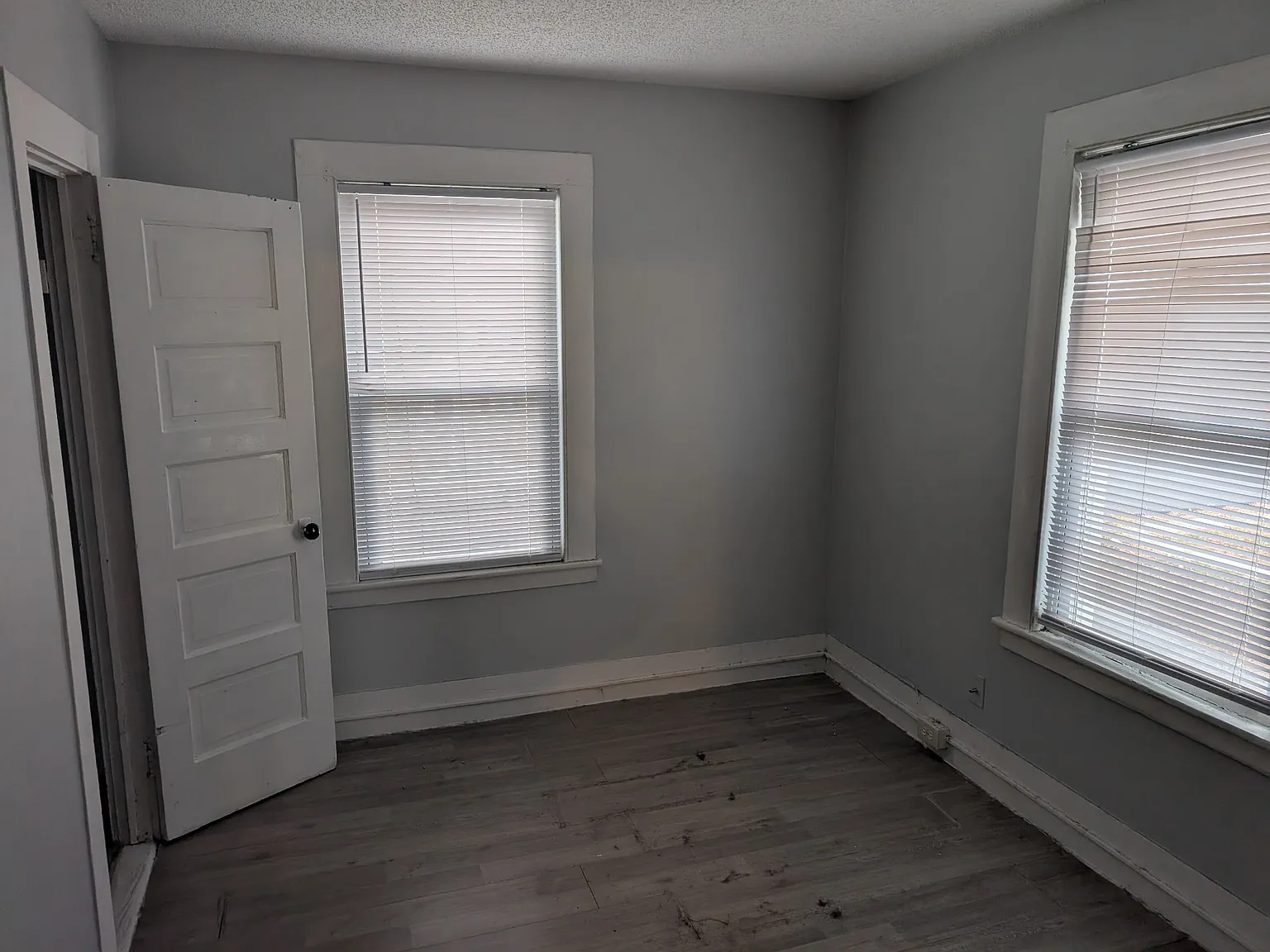 93 Larrabee St — Photo 3