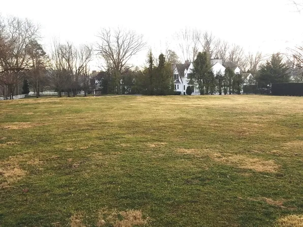 1400 Hunsicker Rd, Lancaster, PA 17601