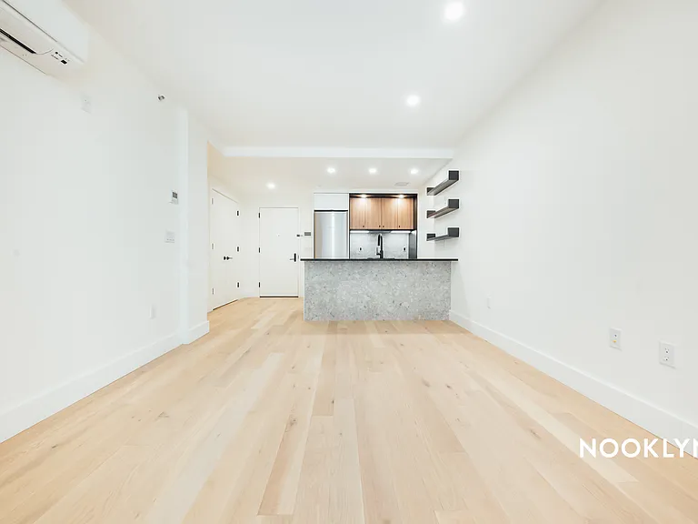 1901 10th Ave #2B — Photo 6