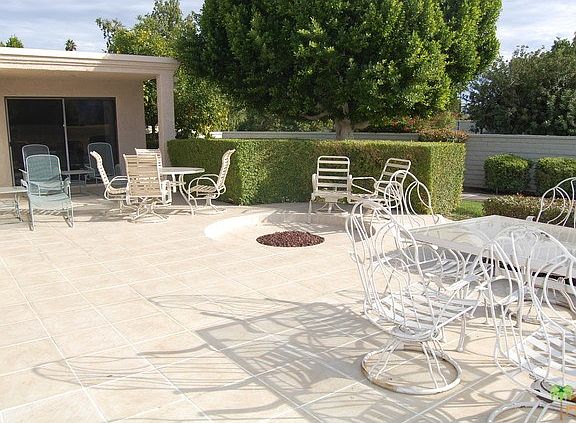 Spacious patio