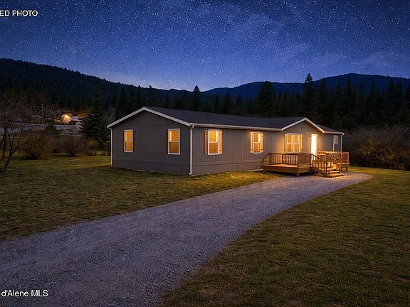 2nd image of 114 Finley Loop